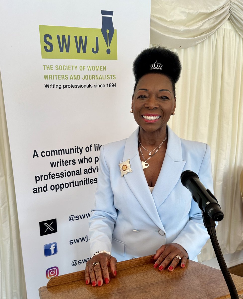 FloellaBenjamin tweet picture