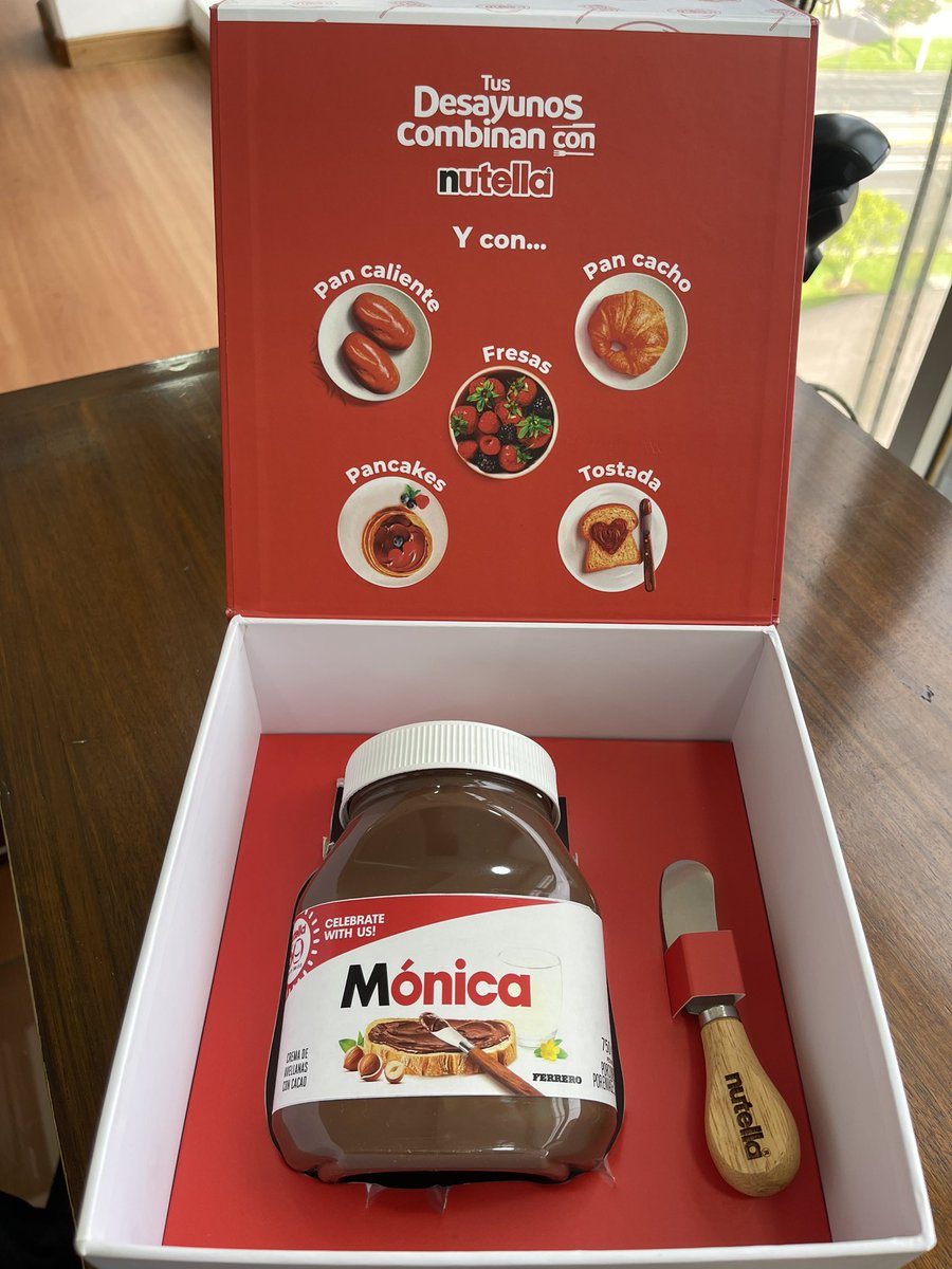 He recibido el regalo más creativo y rico del mundo!!!

Mil gracias #Nutella 

#NutellaLovers