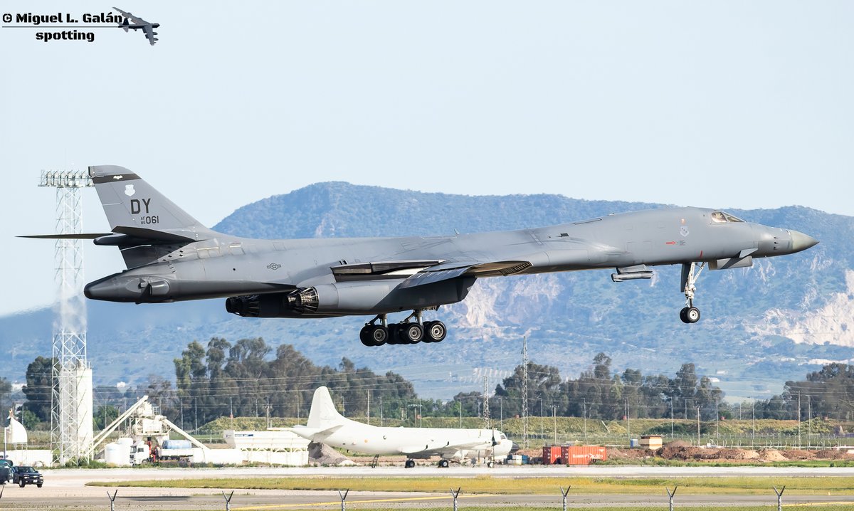 Rockwell B-1B USAF 85-0061 Dyess AFB, after a mission return back to Morón AFB. LEMO 4-4-2024. #avgeek #planespotting #aviationlovers #b1blancer #b1bomber #usaf #baseaereamoron @usairforce