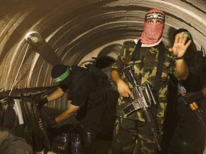 🇵🇸⚠️Las unidades militares de Hamas están intactas y continúan operativas. Toda la masacre, el genocidio, ha sido contra mujeres, niños y civiles. Viva la resistencia armada palestina!✊🏽 El nazi sionismo, no pasará! ✌🏾 #FreePalestine 🇵🇸 #IsraelTerroristState #ZionismFascism