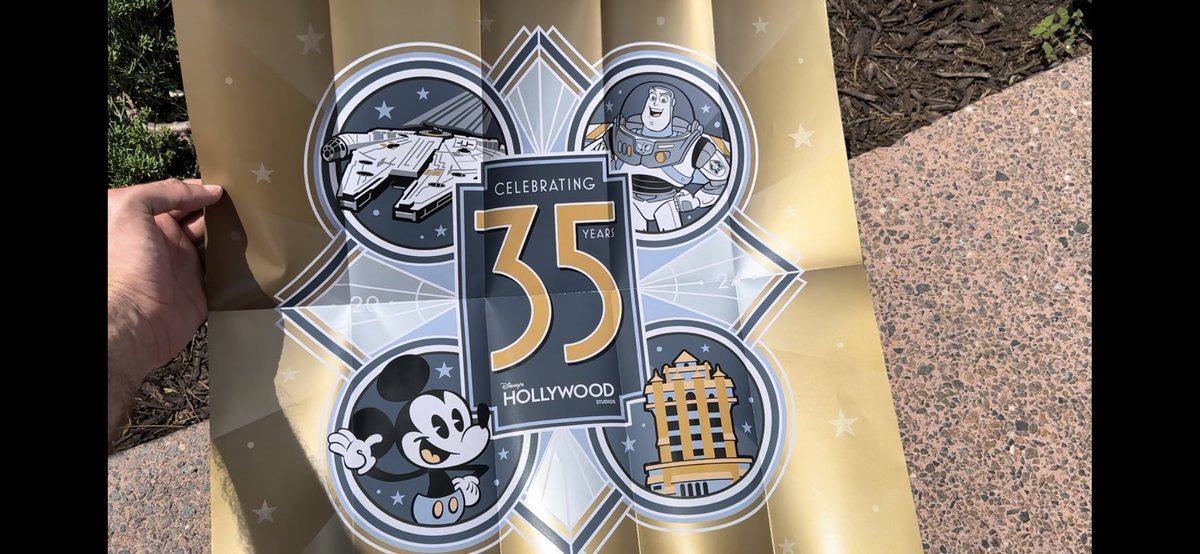 New 35th Anniversary Guide Map for #HollywoodStudios it’s also a gold poster!  #HollywoodStudios35