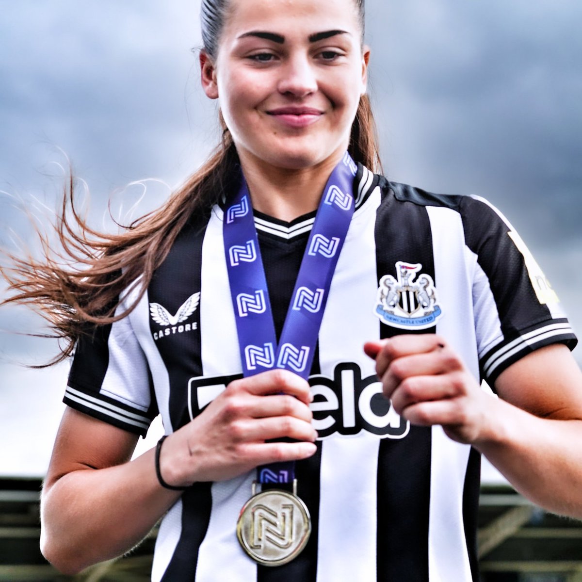 Elysia Boddy, Newcastle United.

@BoddyElysia @NUFCWomen @NUFC @NUFC360 @PodontheTyne @tfNUFC @Magpie24_7 @MagpieChannel_ @Sela @FAWNL @BarclaysWC

🥇⚽📷⚽🥇