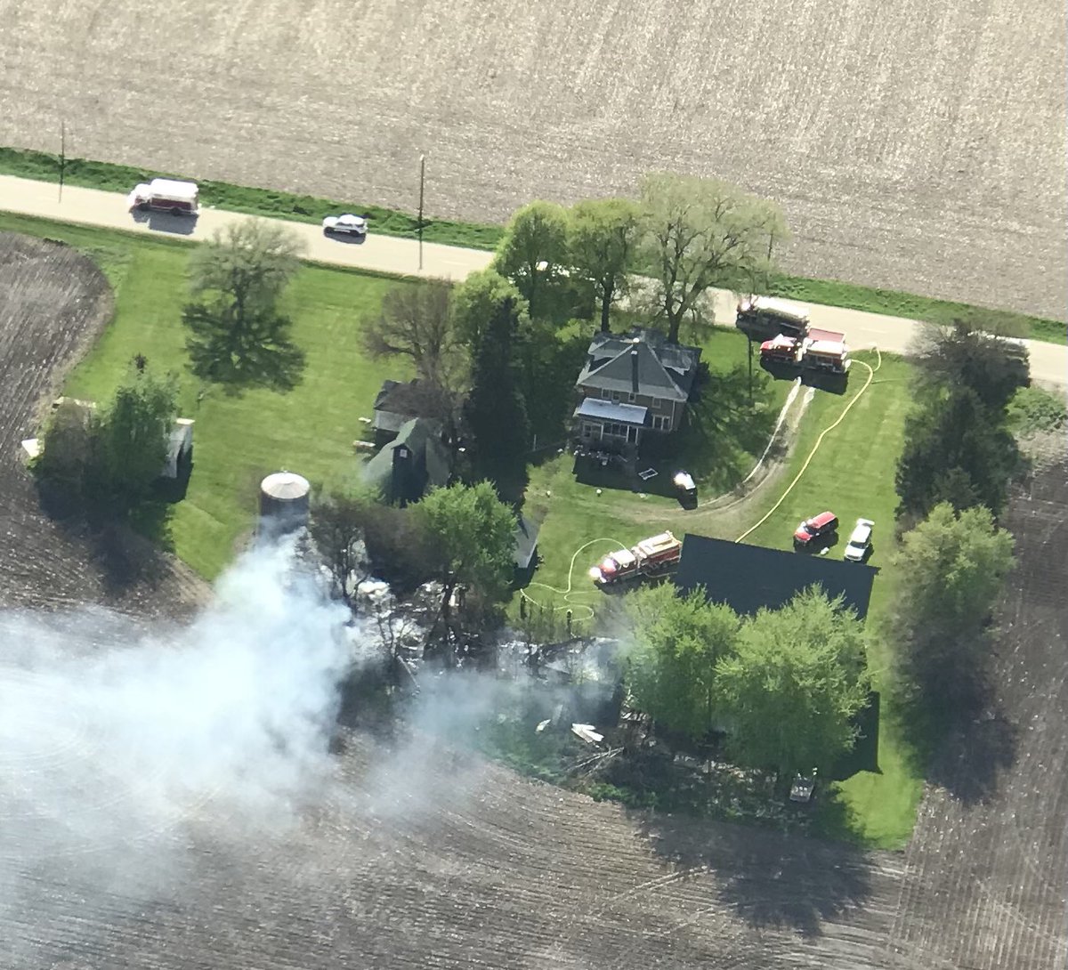 Hinkley: dispatch of a brush fire catching buildings on fire on Governor Beveridge HWY. #NBCSky5 live @nbcchicago