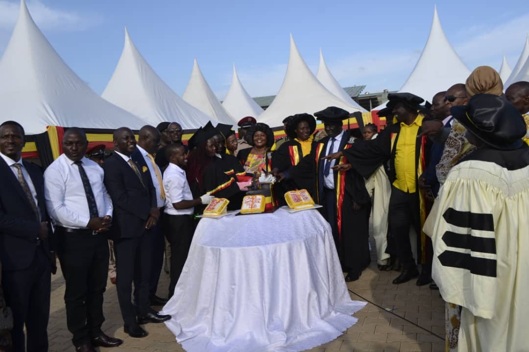 Thank you @KagutaMuseveni for empowering the youth through providing free education through the @IndustrialHubs throughout the country. Thank you too @JaneBarekye for helping the President implement this project country wide.