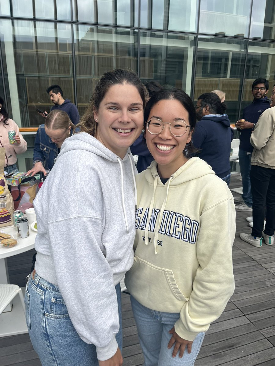 Chloe Lieng (@chloe_lieng) on Twitter photo We’re going to miss you <a href="/OrianeMoyne/">Oriane Moyne</a> ! I couldn’t have asked for a better mentor and post-doc to work with❤️ We’re going to miss you <a href="/OrianeMoyne/">Oriane Moyne</a> ! I couldn’t have asked for a better mentor and post-doc to work with❤️