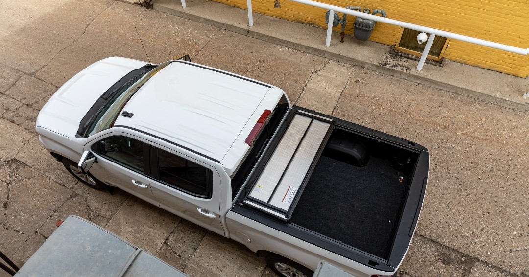 Look good from all angles with a LOMAX Pro #FoldingHardCover

#ACITruckLife #acitrucks #truckaccessories #tonneaucover #truckbedstorage #foldinghardcovers #truckupgrades #trifoldcover #tonneaucovers #chevy #chevytrucks #silverado #USAMade #MadeInUSA