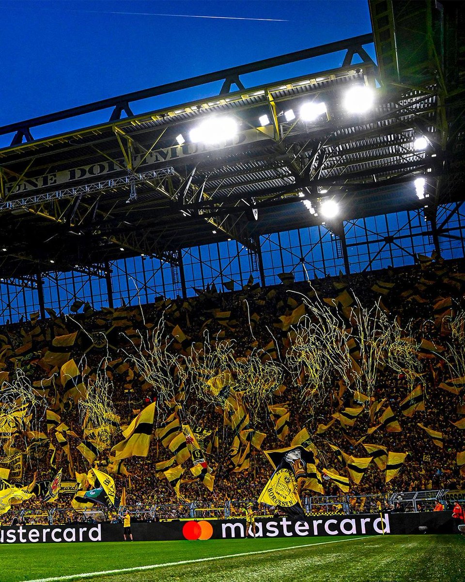 Borussia Dortmund today #BVBPSG