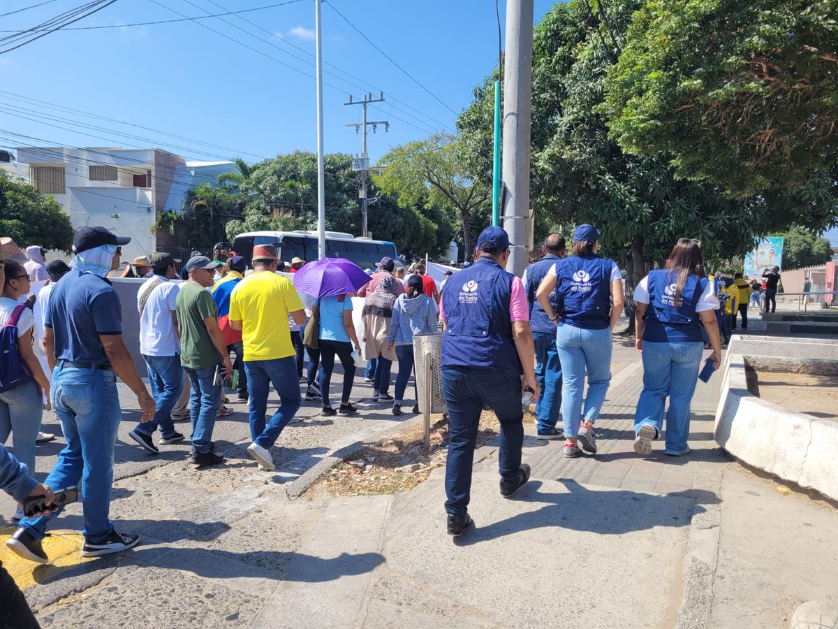 Nuestras Regionales #Guajira y #SurDeBolívar brindaron acompañamiento a las marchas pacíficas que se realizaron en #Riohacha y #Magangué en conmemoración por el #DíaDelTrabajo, las cuales transcurrieron en calma.