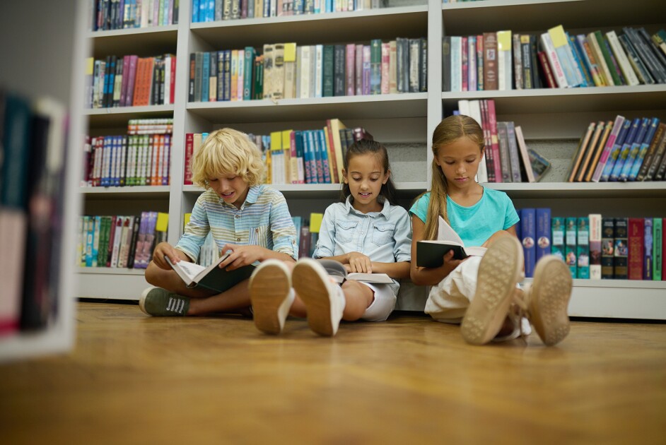 Teachers Are Still Teaching Older Students Basic Reading Skills, Survey Finds edweek.org/teaching-learn…