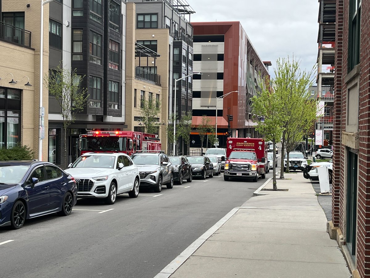 PVDStreets's tweet image. Yesterday afternoon, emergency services were called to a building on Clifford Street. We observed a fire truck drive up the bike lane because of car traffic and the ambulance. Great example of how two-way urban trails can improve emergency response, not prevent it.