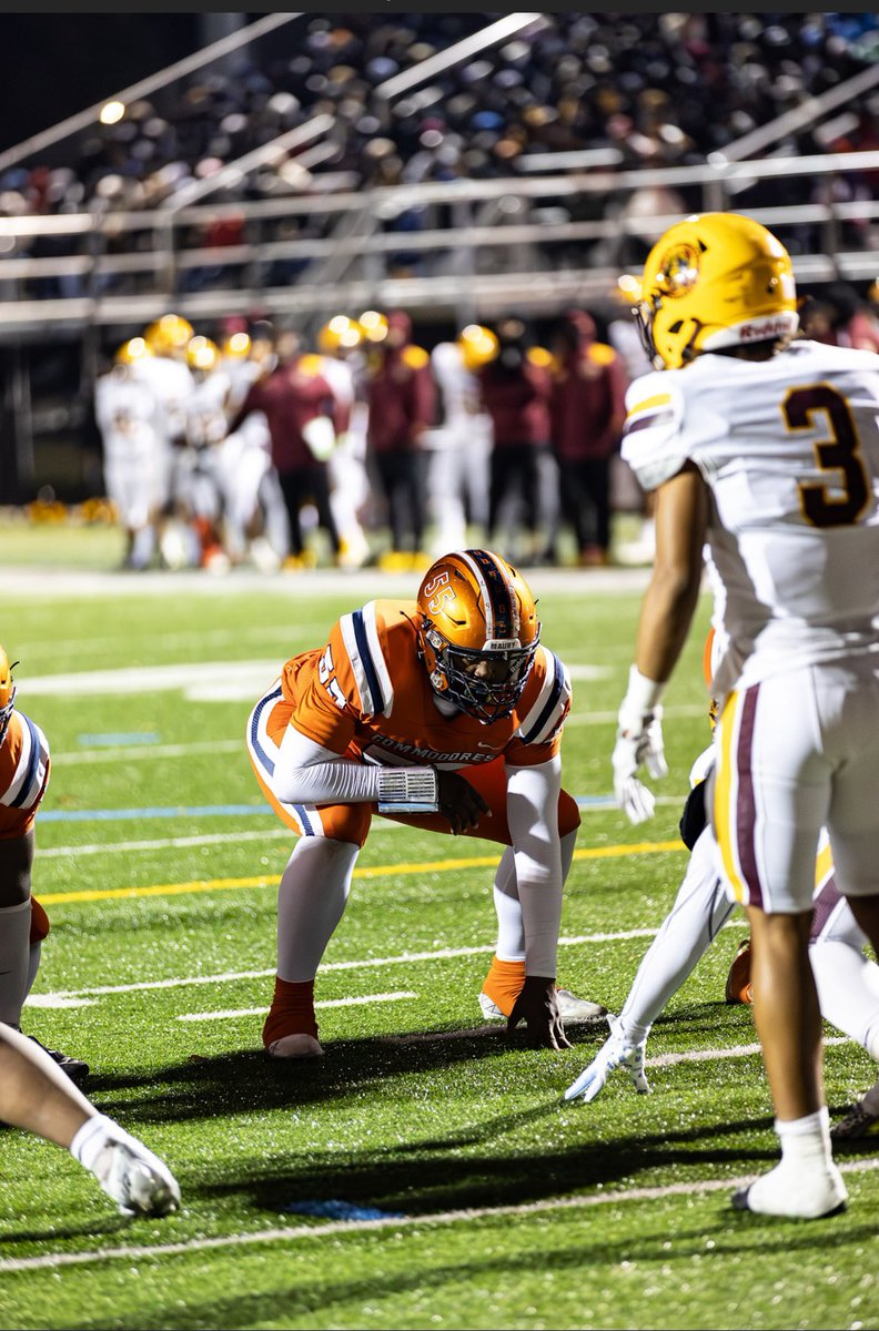 Grateful to receive my first official offer from <a href="/HSC__FOOTBALL/">H-SC Football</a> 
I would like to thank God, my parents, Coach McCain, Coach tev , and Coach Brice