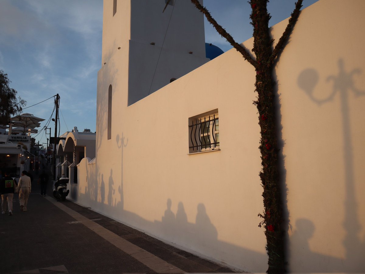 Watching the sunset Santorini. #ThePhotoHour #sunset #Greece.