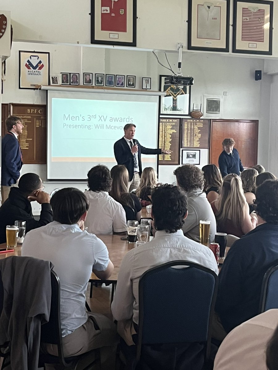 MMURUGBY's tweet image. What a night, over 100 rugby students being recognised for THEIR input in THEIR club. Excellently delivered by the club committee 👏🏽👏🏽👏🏽
#StudentDevelopment #Autonomy #Fun #Culture #LocalClubPartnership
#Growth