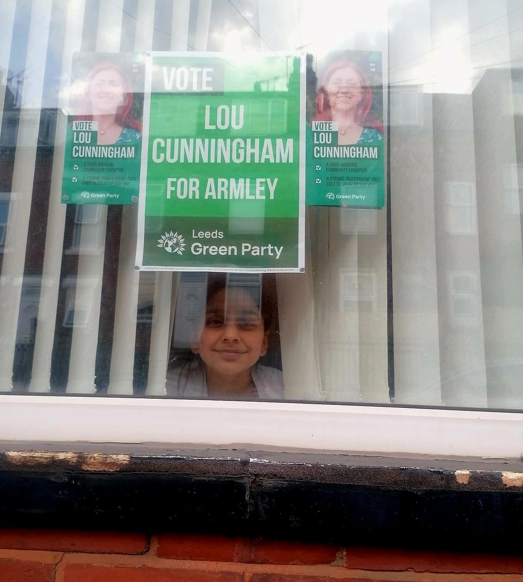one of my favourite photos from the past few weeks 💚🙏💚 
let's make history together 💚 armley 🫂

#louforarmley #LocalElections2024 #armley
#VoteGreen 

this post is promoted for Lou Cunningham on behalf of K.Whitakker at 6 Lilac Grove Armley.
