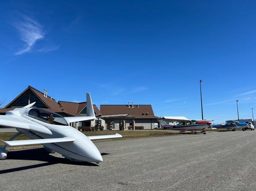 On bright days, YPQ attracts numerous visitors. It's always a pleasure to see a variety of aircraft stopping by and enjoying the delicious food at The Good Baker YPQ restaurant!