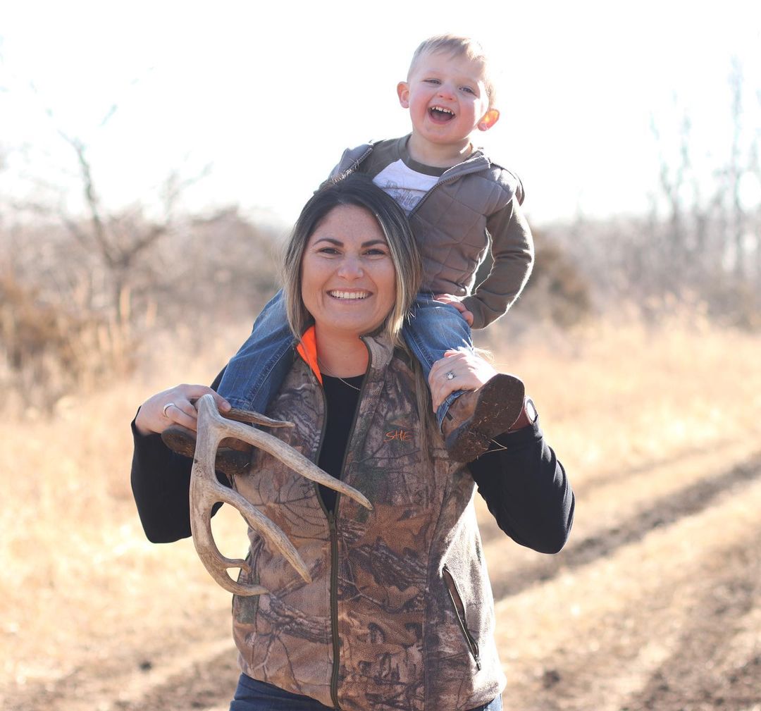 Have you bought your Mother's Day gifts yet? If not, be sure to shop our Mother's Day sale and get something Mom will love! Click here to shop for Mom now! 👉 bit.ly/49SFxUH 📸: @jenn_yarbrough_outdoors