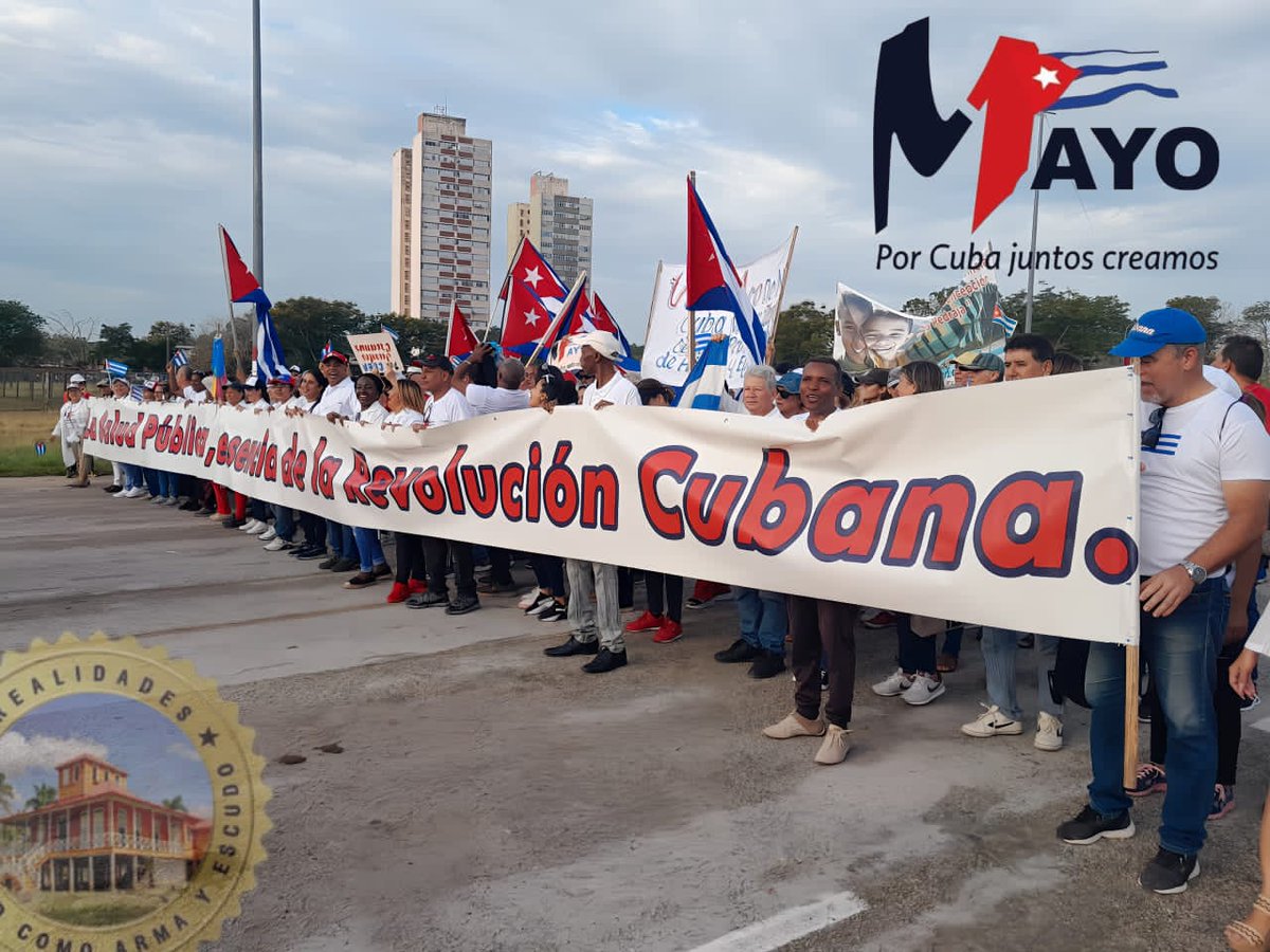 La clase obrera junto al pueblo defendiendo su patria #Cuba #PorCubaJuntosCreamos @DiazCanelB