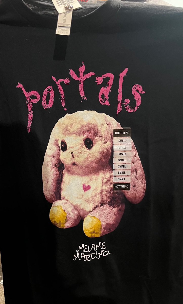 NEW 

Melanie Martinez - Bunny PORTALS Tshirt 
@HotTopic