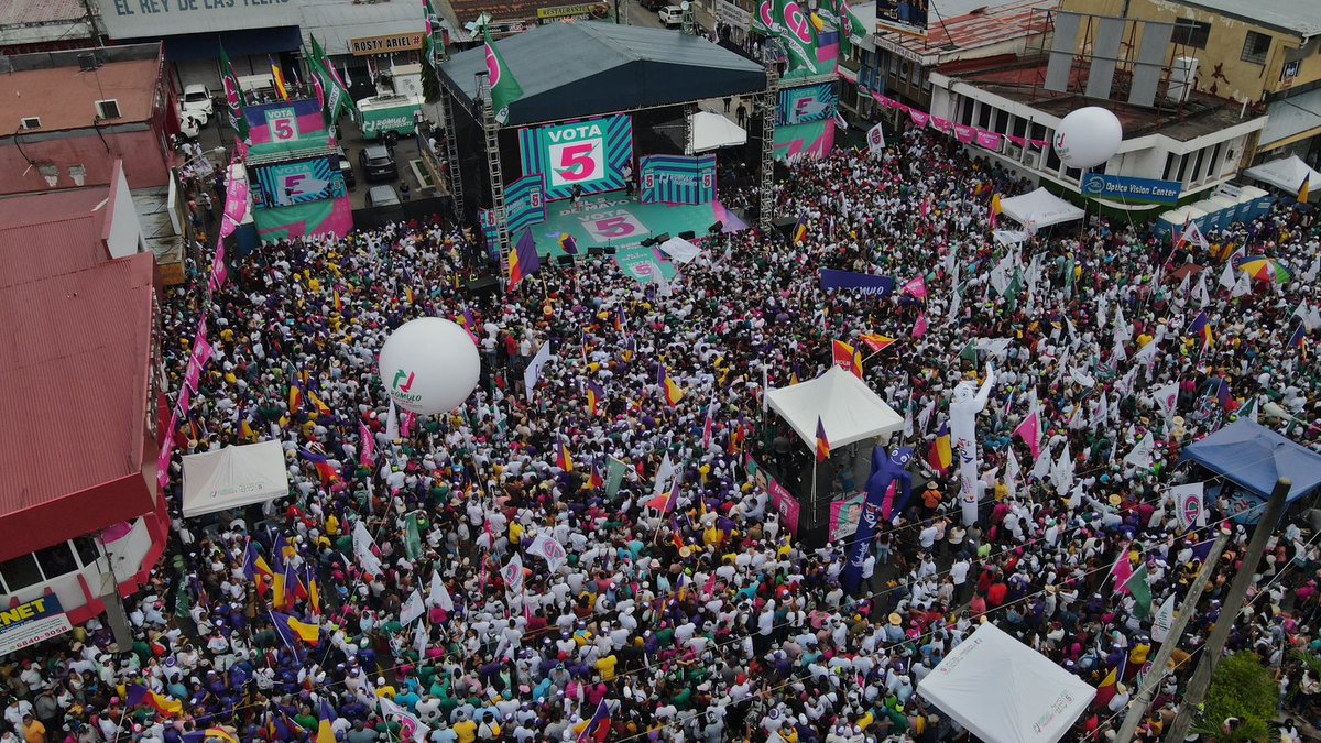 #TuDecisión2024  Cierre de campaña del candidato Rómulo Roux en Santiago de Veraguas. 

👉🏻Más detalles sobre esta nota en tvn-2.com

 #NoticiasPanamá #NoticiasTVN #Panamá #TVNNacionales