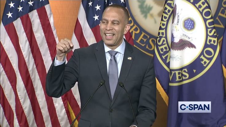 House Minority Leader #HakeemJeffries versus Representative #MTG. I have to be honest with you: I don't like her chances in this one-on-one, especially since he has an entire House caucus behind him. And she only has the crazy idiots behind her...

thenewdemocrat1975.com/2024/05/01/csp…