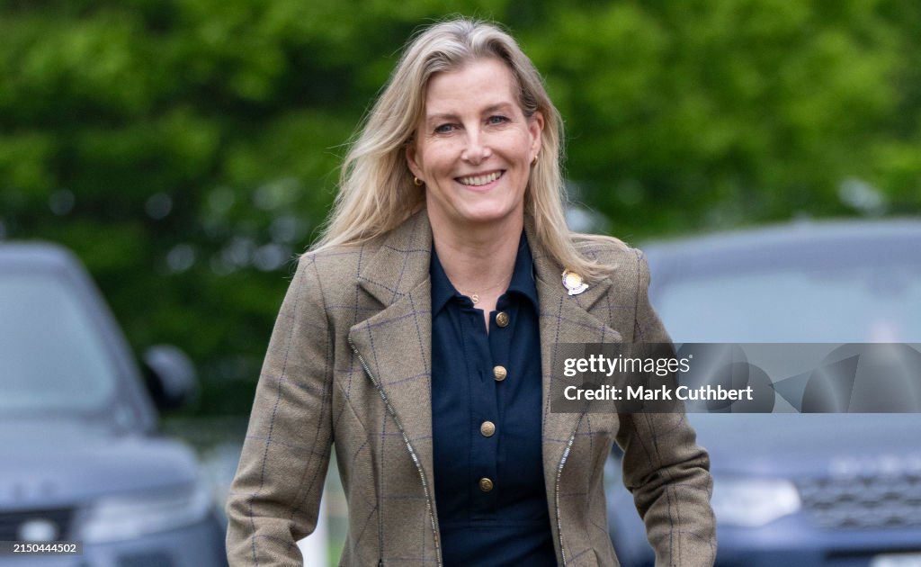 Sophie, Duchess of Edinburgh arrives to watch Dressage on day 1 of the Royal Windsor Horse Show at Windsor Castle on May 1, 2024 in Windsor, England. (📸Mark Cuthbert/UK Press via Getty Images)