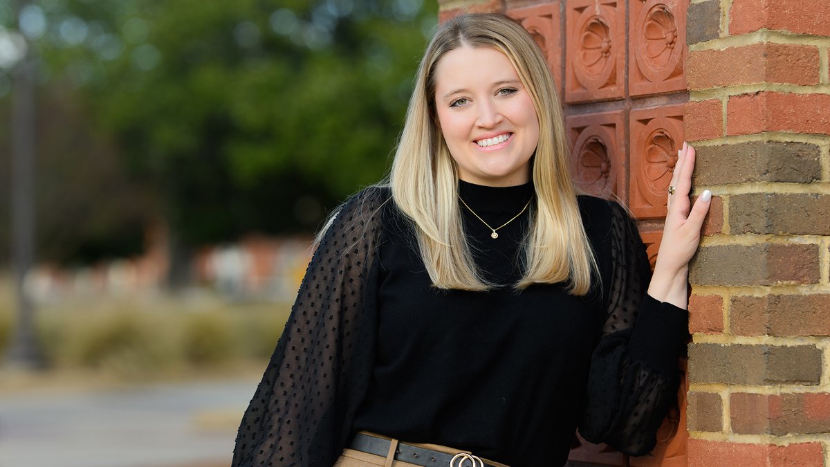 Recognized as a leader and for her professionalism as a Student Pharmacist, @SG_Barnes has stood out among her peers. An outstanding student on HCOP's Mobile Campus, she was recognized as the college's President's Award winner for 2024! Read more > pharmacy.auburn.edu/news/2023-24/0…
