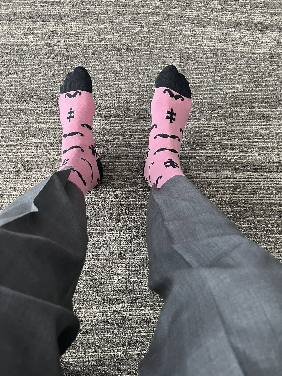 Humbled to be on a panel talking about #ethicalai usage to help our #veterans and #Military healthcare systems - definitely a #pinksocks day