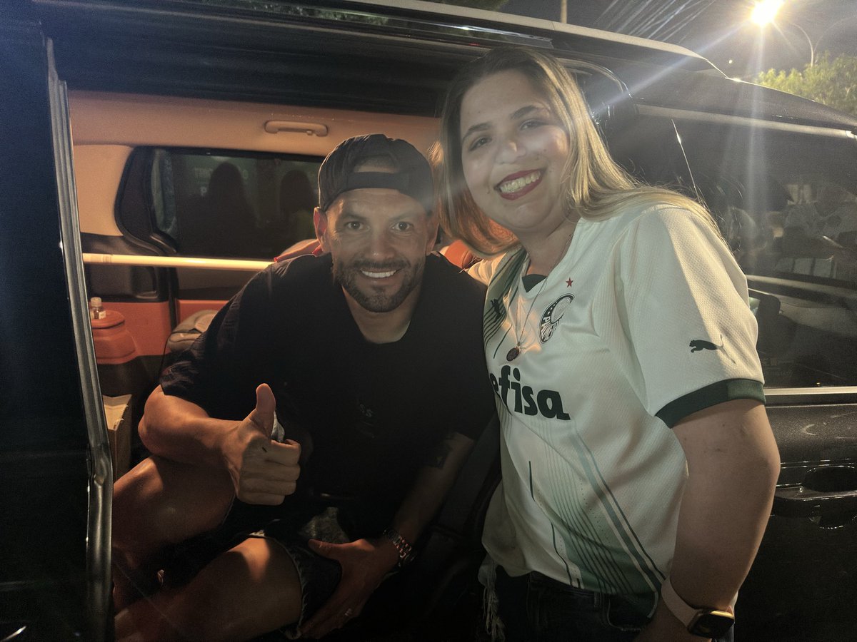 beaasep's tweet photo. NEM ACREDITOO QUE CONSEGUIII 💚💚💚 https://t.co/DPrOMTa4FK