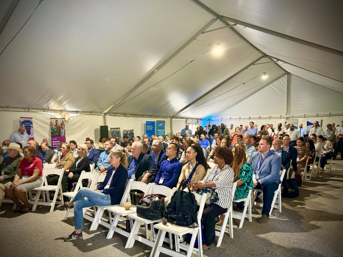 Brittney Rodriguez had the pleasure of working 'with the folks at Austin Transit Partnership, in support of small biz opp, #WorkforceDevelopment and #SupplierDiversity initiatives in preparation for the forthcoming and exciting transit advancement, upon our beloved, Austin!'