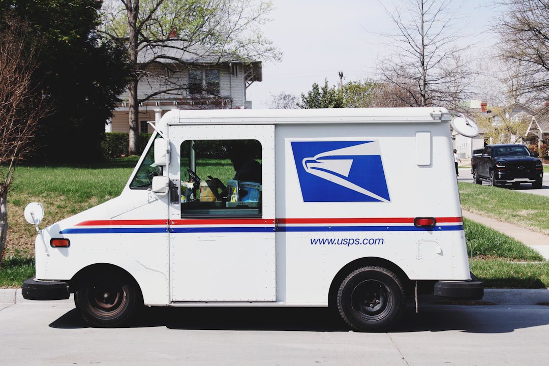 USPS moving forward with plans to downsize operations in eastern South Dakota Postal Service bills over $12M investment as compromise on closure Story: thedakotascout.com/p/usps-moving-…