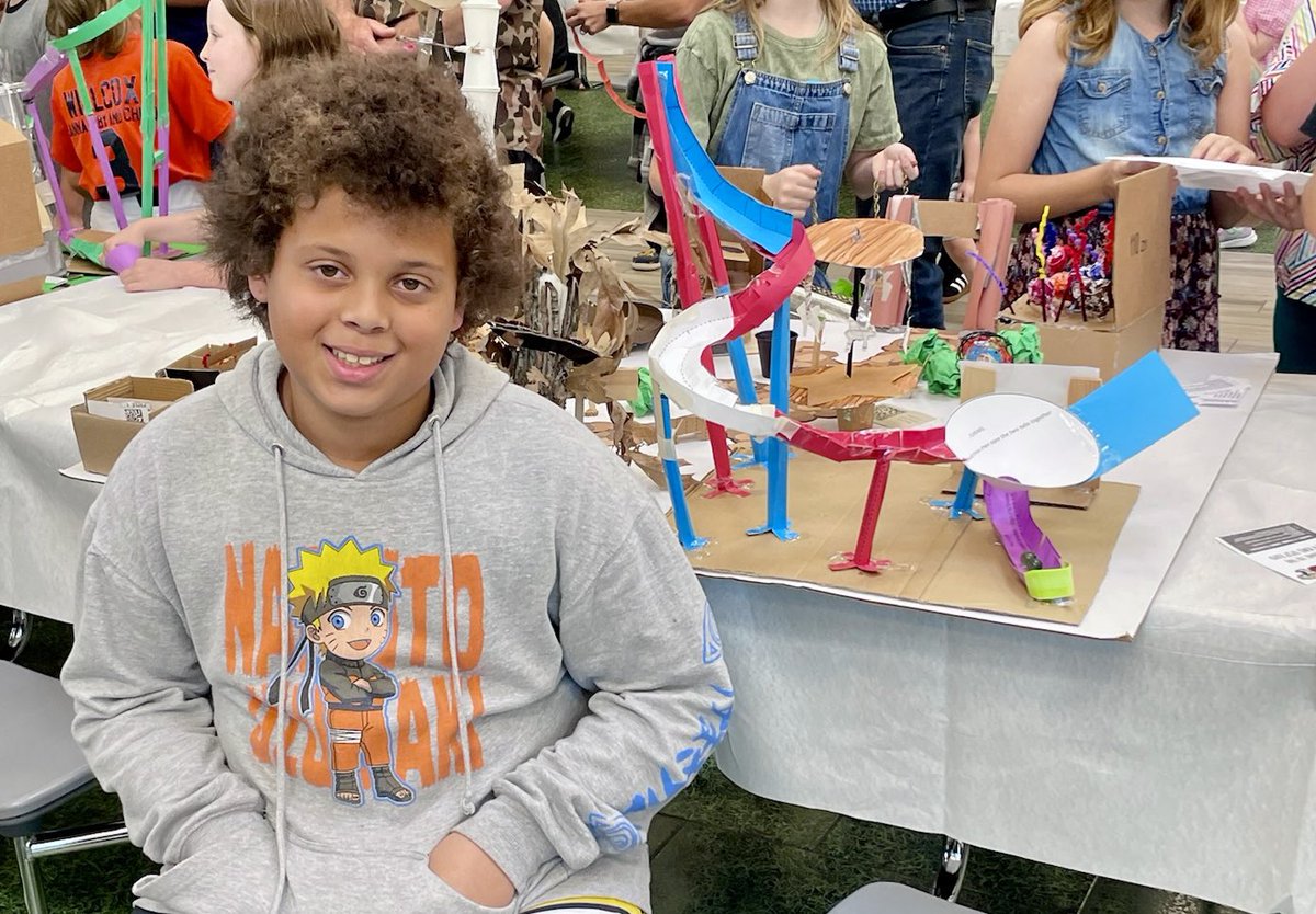Last night was my son’s last GT expo! His team built a theme park! Shout out to Ms. Stewart @HumbleISD_FE @MrsStewartFE for leading the students and helping them grow their creativity! Also, thank you to @HumbleISD_KMS for hosting this event for your feeder schools!