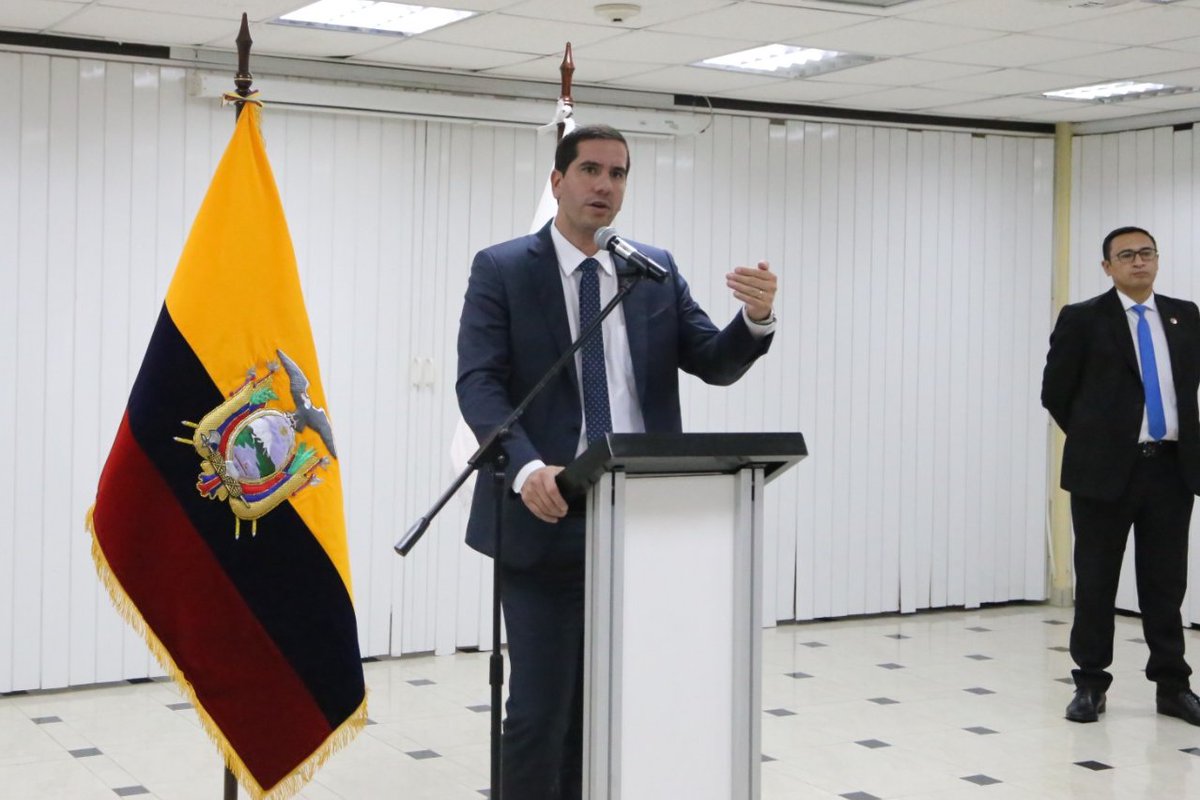 ViceminEnergia's tweet photo. ✅"La demanda de energía ha disminuido. Para la próxima semana se prevén lluvias en la zona donde se ubican las principales cuencas que abastecen  al complejo de la zona del Austro", puntualizó el ministro de Energía y Minas (e) @RobertoLuqueN.

#ElNuevoEcuador 🇪🇨 https://t.co/loi9jKY6VI
