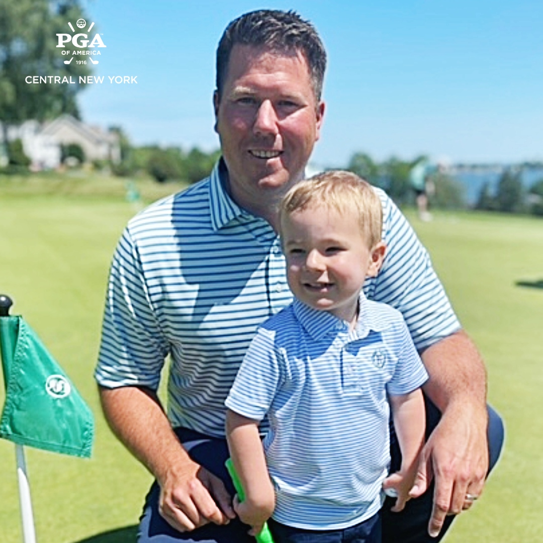 CNY PGA of America Member Spotlight with Andy Smith, PGA
(pictured with son Ethan)
Fun fact: Andy has two career holes-in-one on the same hole at Sodus Bay. 
Hit the link to find out which hole!
cny.pga.com/news/member-sp…

#CNYPGA #MemberSpotlight