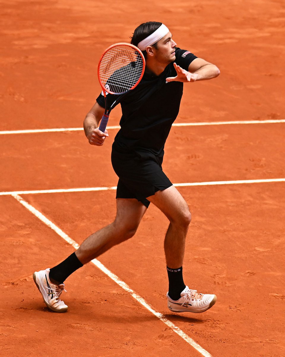 2️⃣5️⃣0️⃣ career wins 🎊 @Taylor_Fritz97 achieves this milestone with a 6-1 3-6 6-3 victory over Cerundolo to reach the Madrid semis! #MubadalaCitiDCOpen