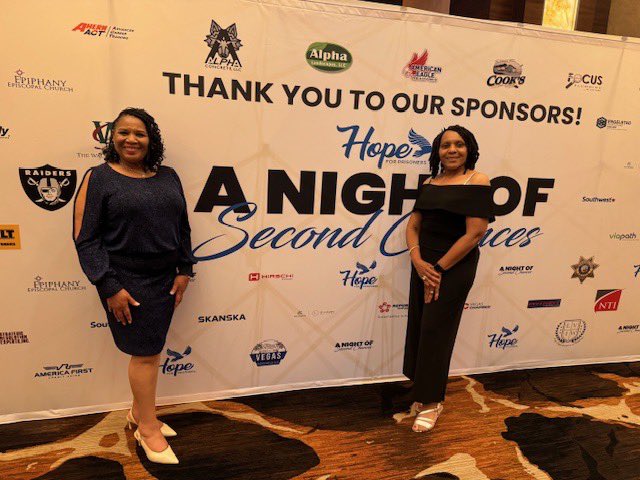 An amazing evening at the Night of Second Chances Gala hosted by @hope4prisoners1!✨Special thank you to Jon Ponder for the invitation and for the work you are doing to bring hope to those who are incarcerated.