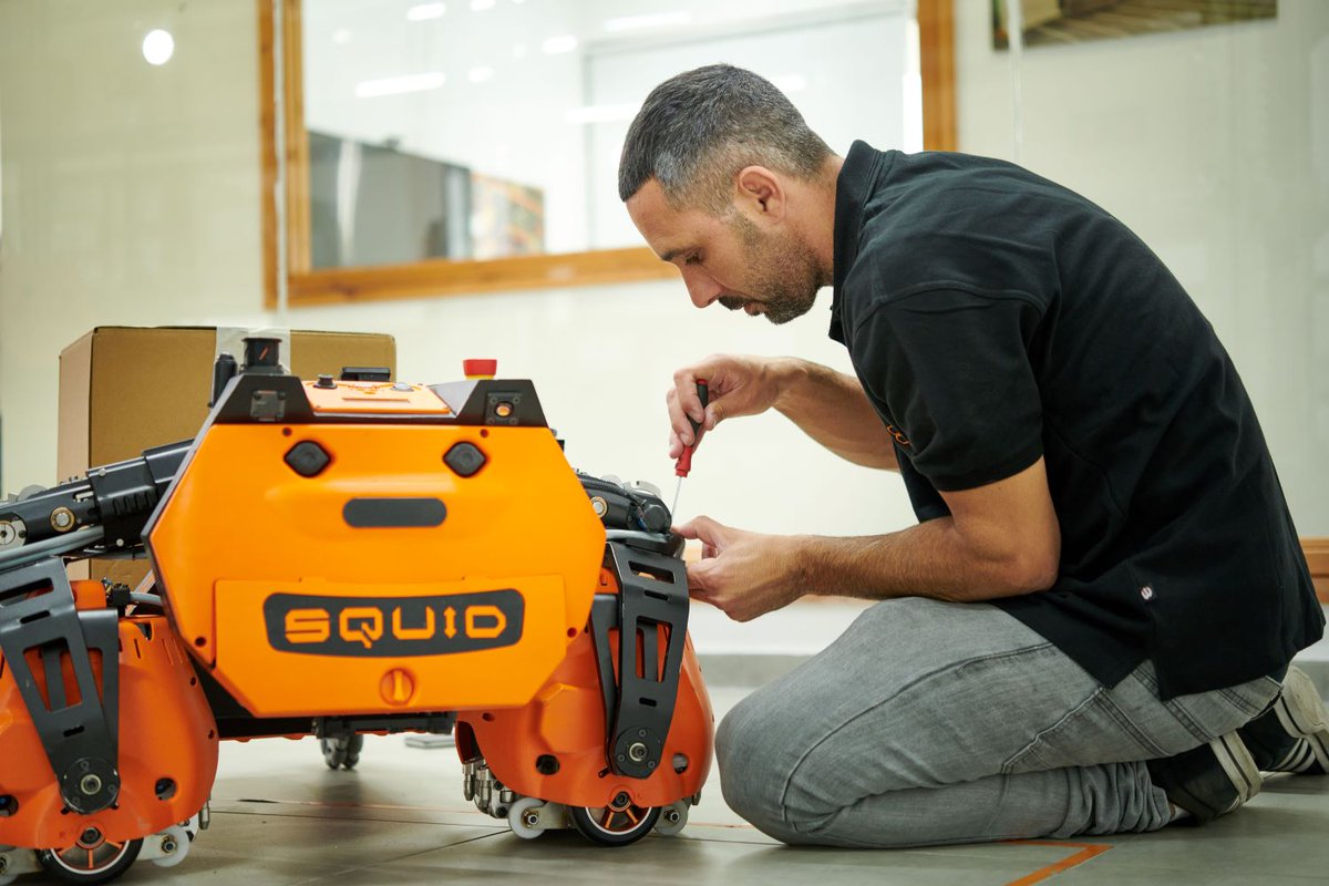 bionichive's tweet image. Building an autonomous robot takes patience, precision and tremendous dedication.
But we&apos;re on it, day after day, week after week.
Because we know that BionicHIVE is building something incredibly unique and valuable.
And that makes it all worth it.

#BionicHIVE #SqUID #robotics