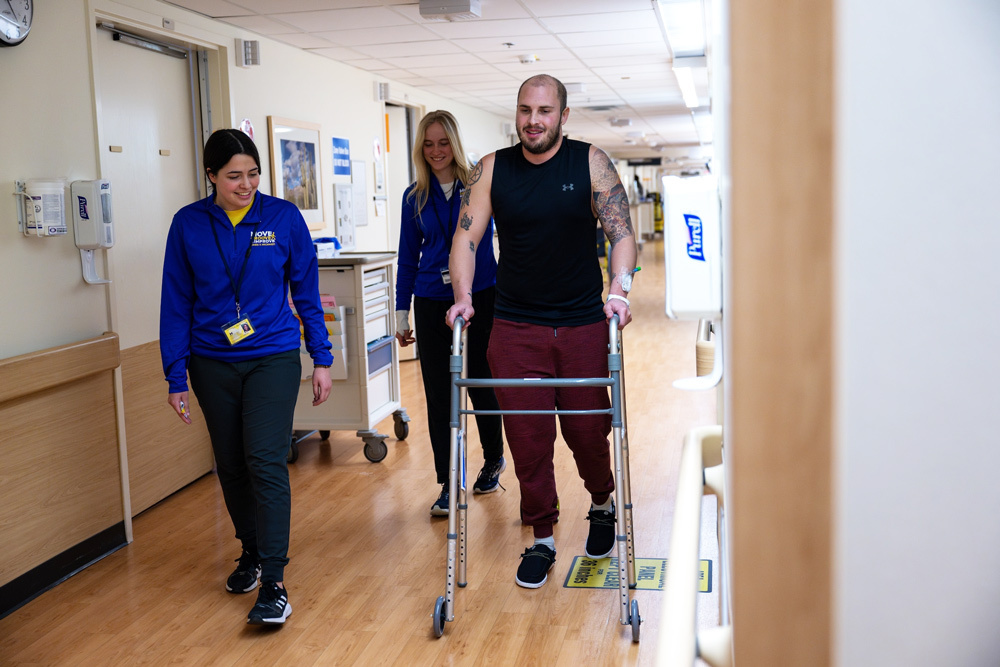 In a pilot partnership this semester, #Kines students worked with @umichmedicine to help get select patients up and moving during their hospital stays. myumi.ch/W5DX1