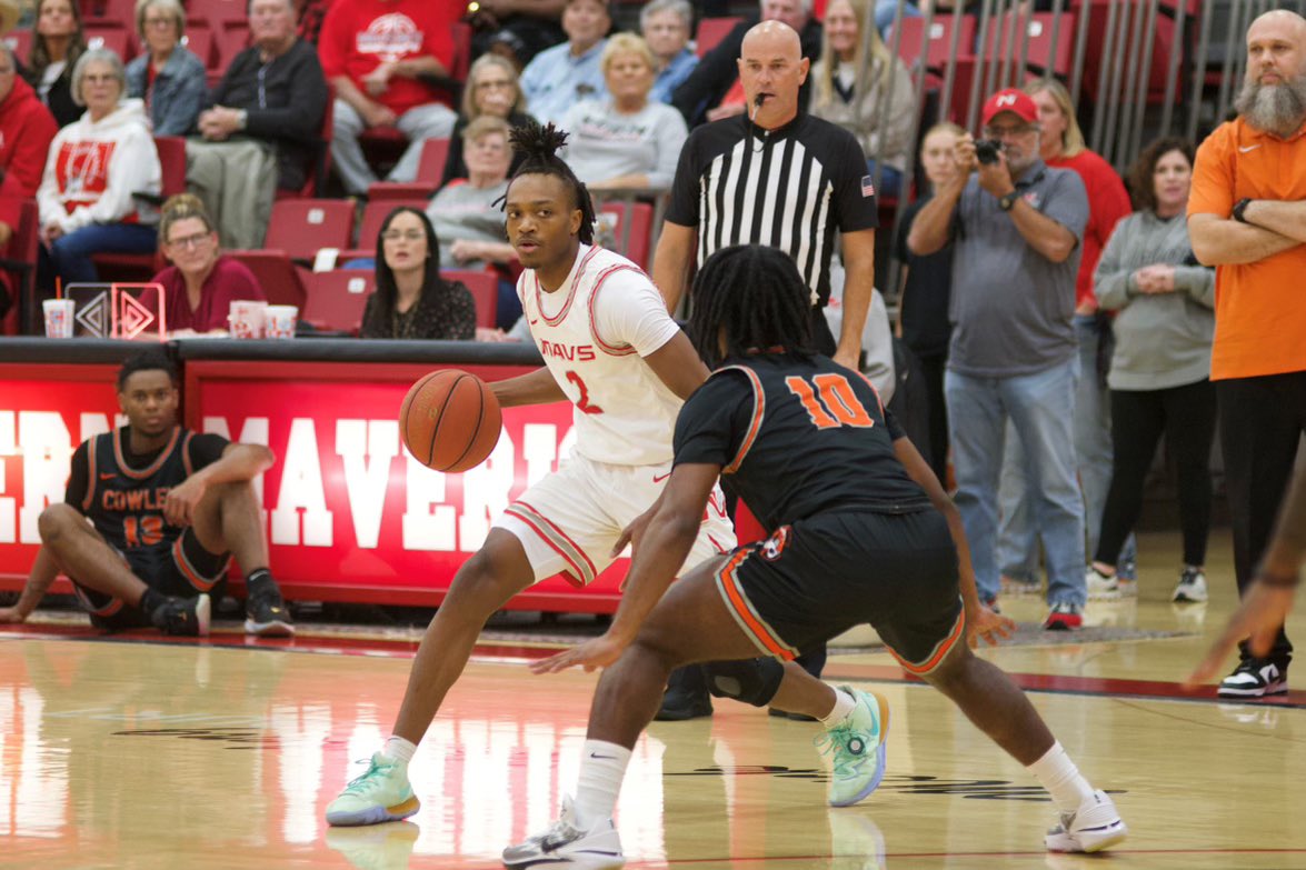 After having a great conversation with 
<a href="/CoachGossett13/">Brandon Gossett</a> I’m blessed to say I have received an offer from northern Oklahoma!  <a href="/NOCTONKMBB/">Northern Oklahoma Tonkawa Mavericks</a>