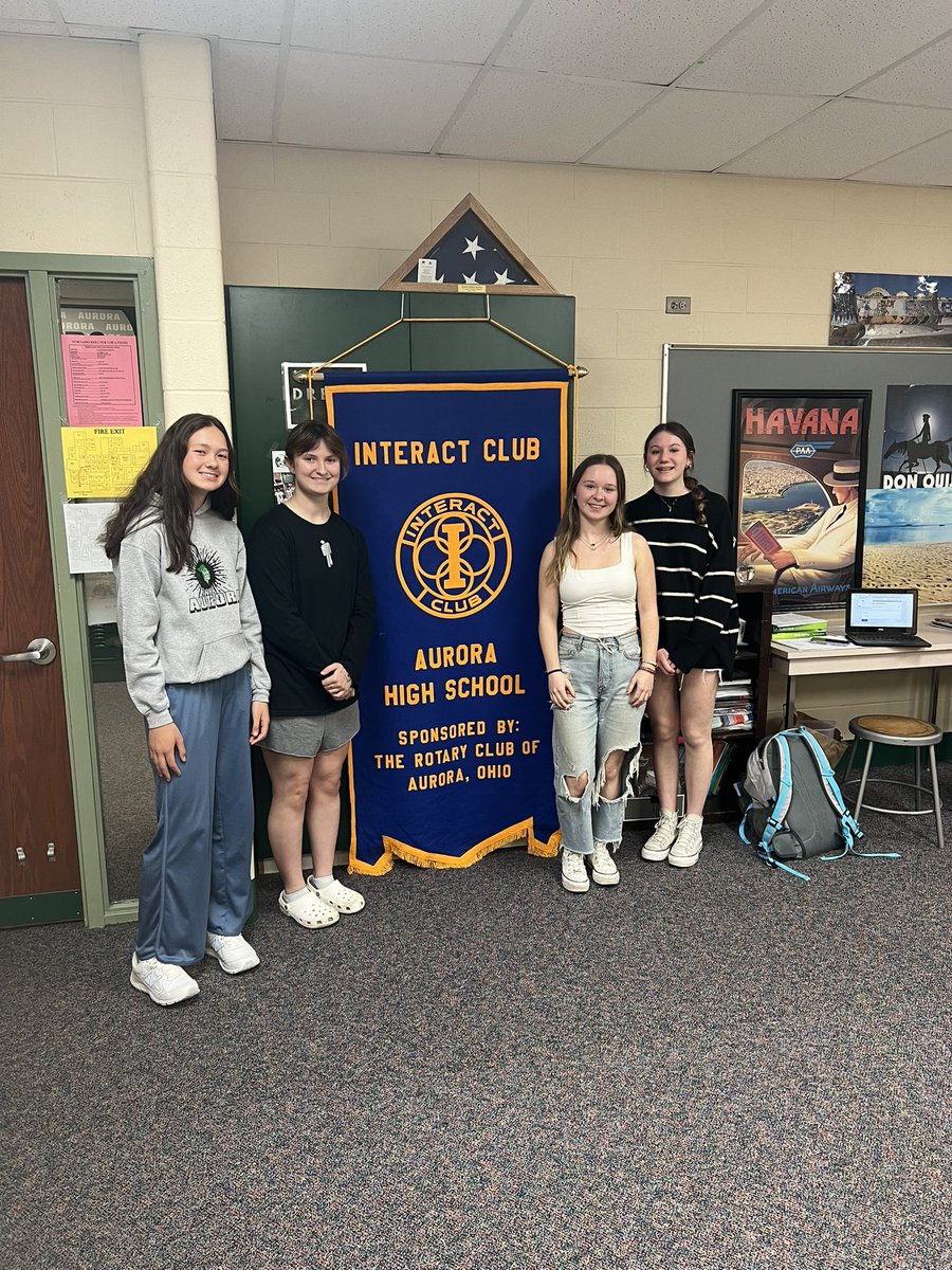 Good luck to our 4 outgoing senior officers. Welcome to our Interact officers for next year, president Marla Edgecomb, vice president Maya Volf, secretary Liliana Tomasko, social media manager, Sabrina Avila. @AHS_MH @AHS_SeanBaker