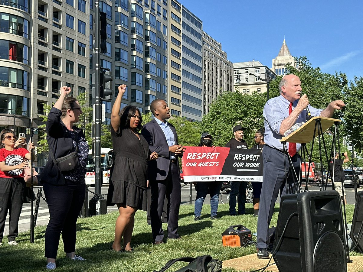 “One reason why we’re here is that we support labor. Another reason is that @UHLocal25 is one of the best-organized unions in the city. You are a political force and that means people have to listen to you.” — @ChmnMendelson #Morein2024