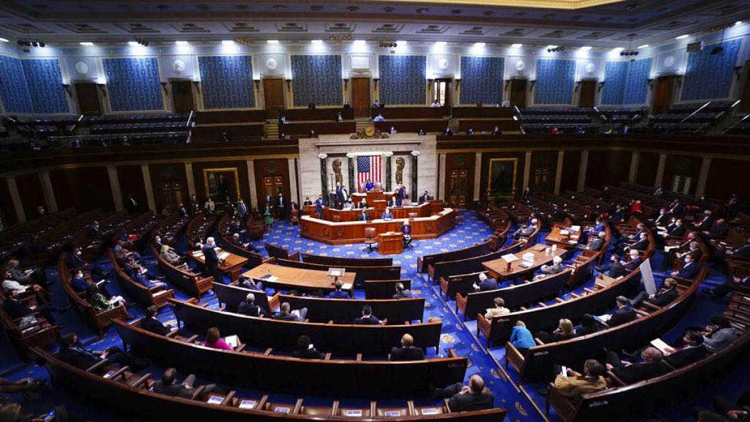 ⭕️ La Chambre des représentants des États-Unis a adopté la loi sur la sensibilisation à l'antisémitisme.

⭕️ Si la loi est votée par le Sénat, les manifestations pro-palestiniennes dans les universités seront interdites.

🚨Suivez-moi pour rester informé @kocovich