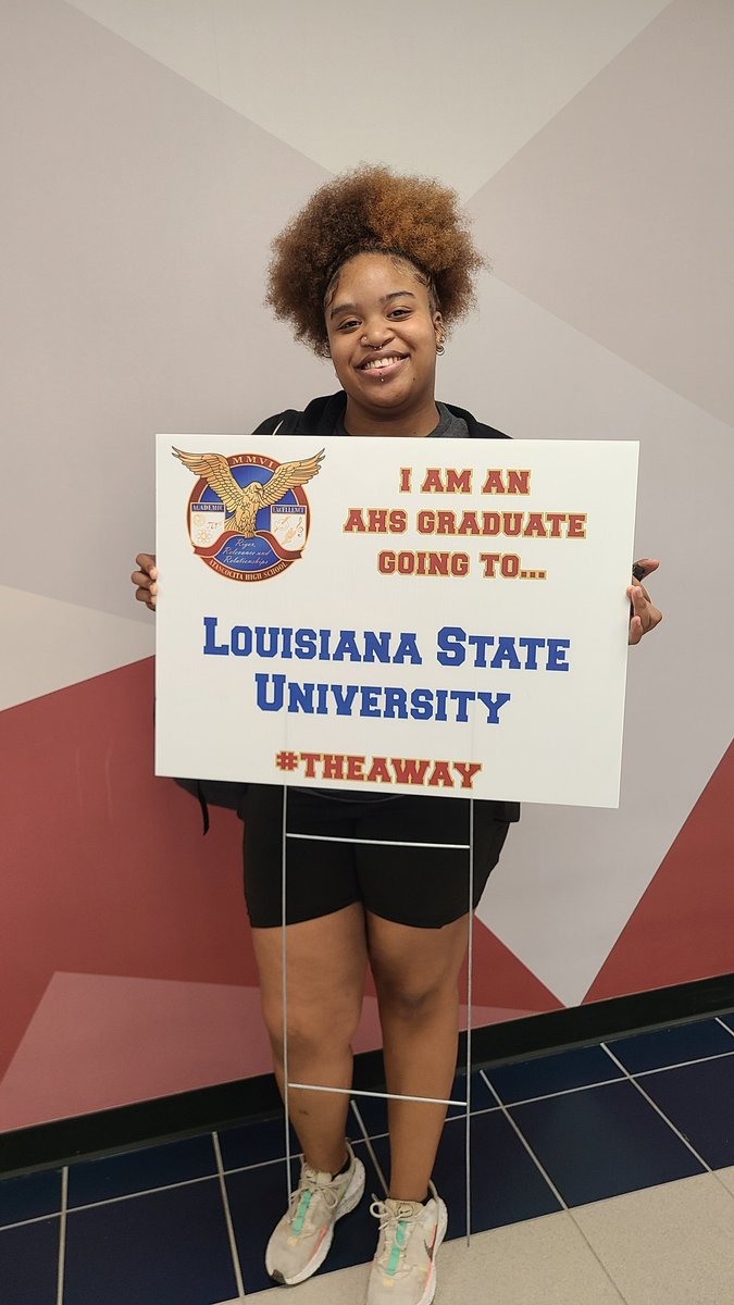 It's National College Signing Day, y'all! Can't wait to see these amazing AVID leaders shine their light!🤩 Honored to watch the process! 🎓🫶 #avidforcollege #GoBeyond #shinealight