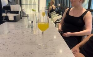 Airport Lounges: Changes and Undercover Jetsetter Tips buff.ly/41gCCma #airport #lounges #travel #food #wine #mixology #golf #UndercoverJetsetter #JohnDaly #SusanAnzalone #TravelLikeALocal #shotOniPhone #offbeatenpath #wingdingTV #CanyonStarTV #DBTV #Vacation #stayathome