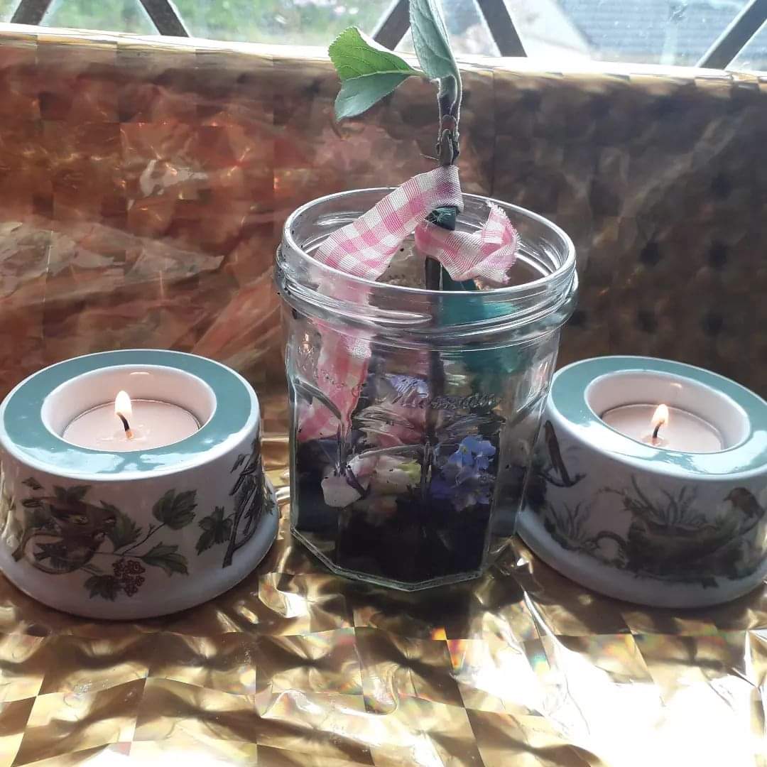 @CAYMUSOCAUGHEY 🐦

Hello 1st of May 

#May #MayDay #Beltane #Candles #Rituals #Portmeirion #SomethingSpecial #LittleThingsMatter