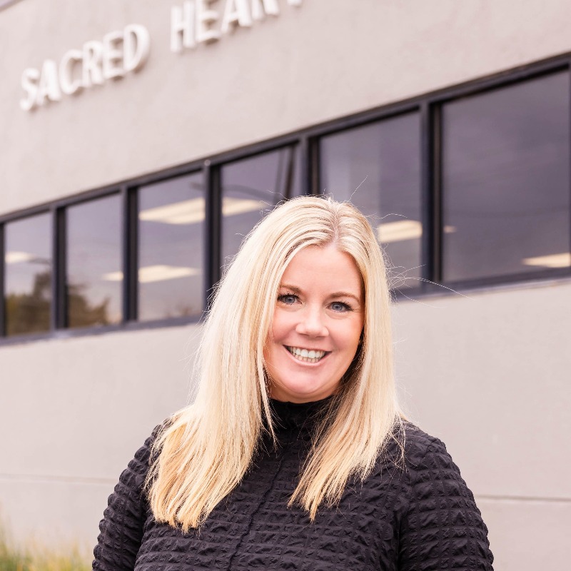 For National Teacher Appreciation Week we're sharing @BoiseStateCOED grads! Meet Sara Cox ('08, '20), the principal at Sacred Heart Catholic School. Support future teachers at bit.ly/Support-Bronco…. Submit your shoutout at boisestate.edu/alumni/bronco-…. @BoiseState