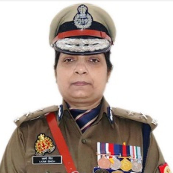 #IPS LAXMI SINGH #कमिश्नर नोएडा को #जन्मदिन की हार्दिक बधाई और #शुभकामनाएं 🎁