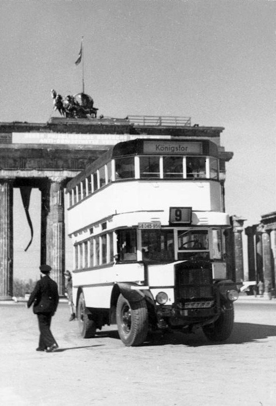 2 May 1949: a double-decker bus at the Brandenburg Gate in Berlin