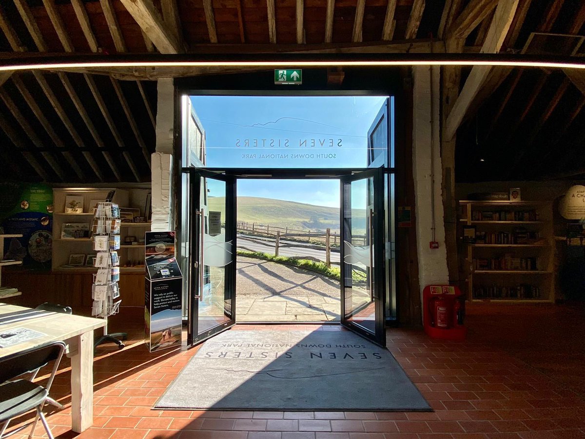 Some blue skies and bright sunshine wouldn't go amiss this Bank Holiday weekend. If you're heading to the coast, remember our Visitor Centre is open every day, 10am - 4pm. 📷 Lois Brewer #SevenSisters #SpringVibes #BankHoliday