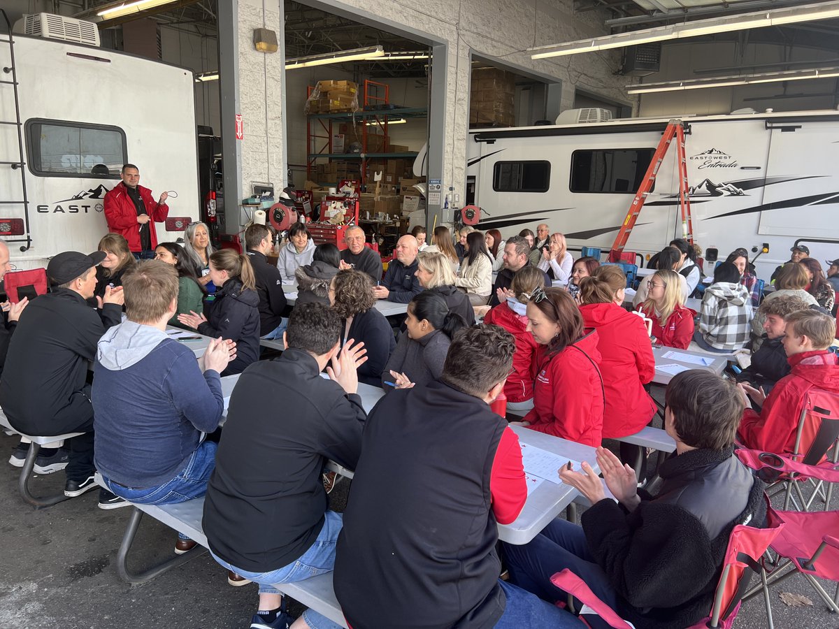 Let's kick off the season together! Our Vancouver team enjoyed a staff lunch this week to officially start the 2024 season. 🚐❤️

Are you visiting us this summer? Let us know in the comments. 🤗

#bestteamever #vancouverbc #teamwork #adventurers #fraserwayteam #deltabc