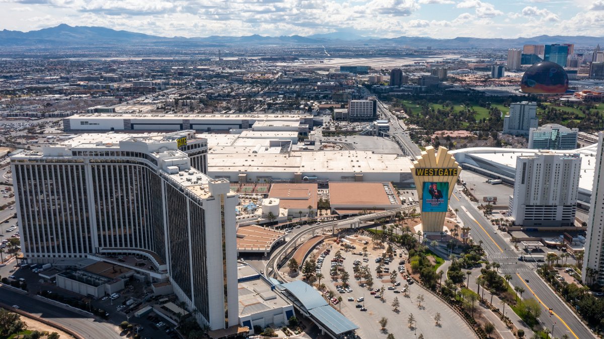 Elevate your Vegas vacay at Westgate Las Vegas! #legendaryvegasfun
